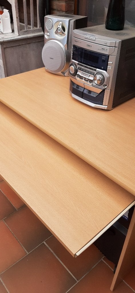 Petit Bureau d'étudiant à vendre (bois), Scandinave, Bureau d'ordinateur, Comme neuf, Enlèvement