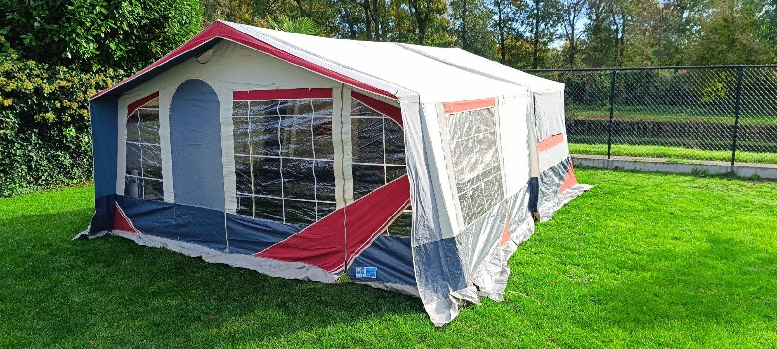 tente roulotte avec 8 personnes en Arizona, Caravanes & Camping, Enlèvement, Jamet