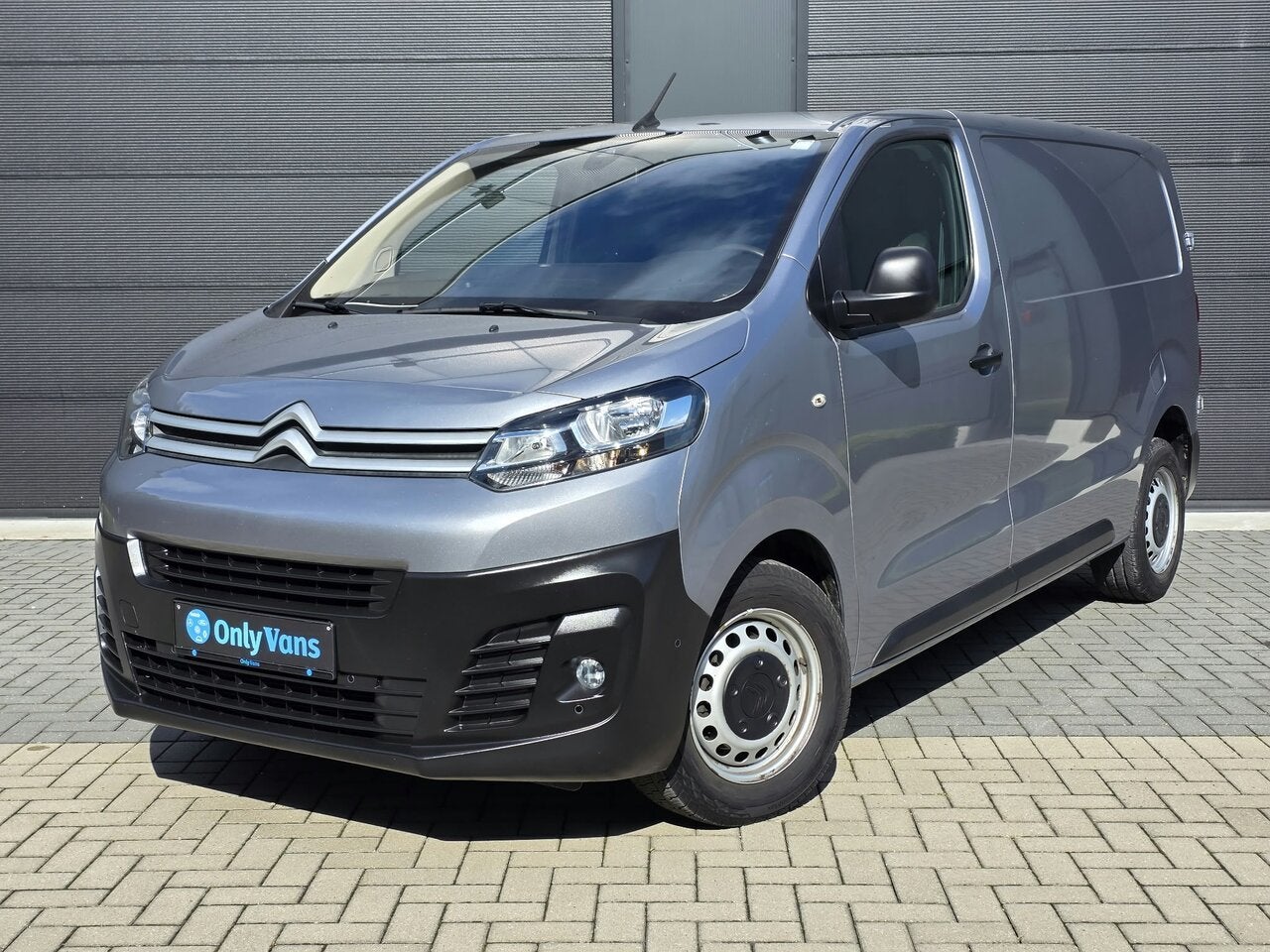 Citroen Jumpy 2.0 HDI / L2 / LICHTE VR. / 360 CAMERA / BLI, Auto's, Bestelwagens en Lichte vracht, 1995 cc, Citroën, 0 kg, Leder en Stof