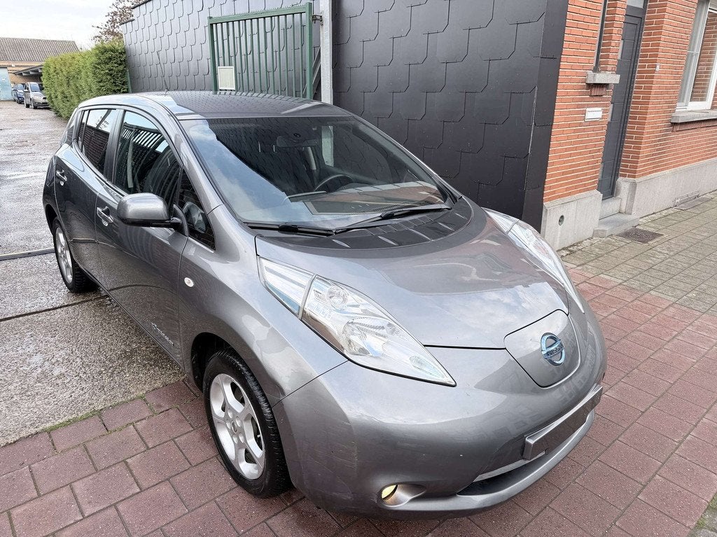 Nissan Leaf 30 kWh Tekna Edition | 360 Camera | Navigatie, Automaat, Stof, Gebruikt, Overige kleuren