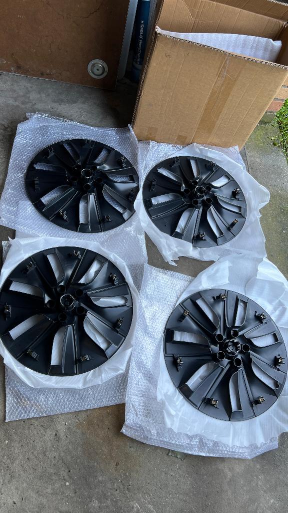 Tesla Model Y wiel covers 4 stuks, Achat, Particulier, Model Y, Électrique