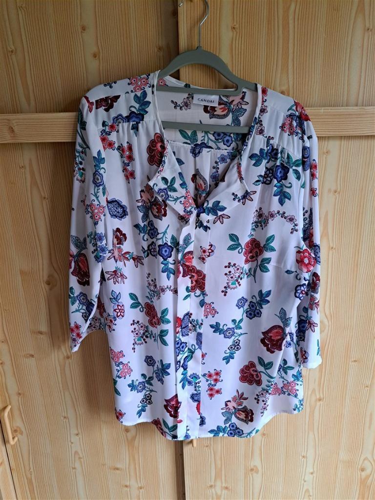 Blouse blanche à manches 3/4 avec fleurs colorées taille 46, Taille 46/48 (XL) ou plus grande, Enlèvement ou Envoi, Comme neuf