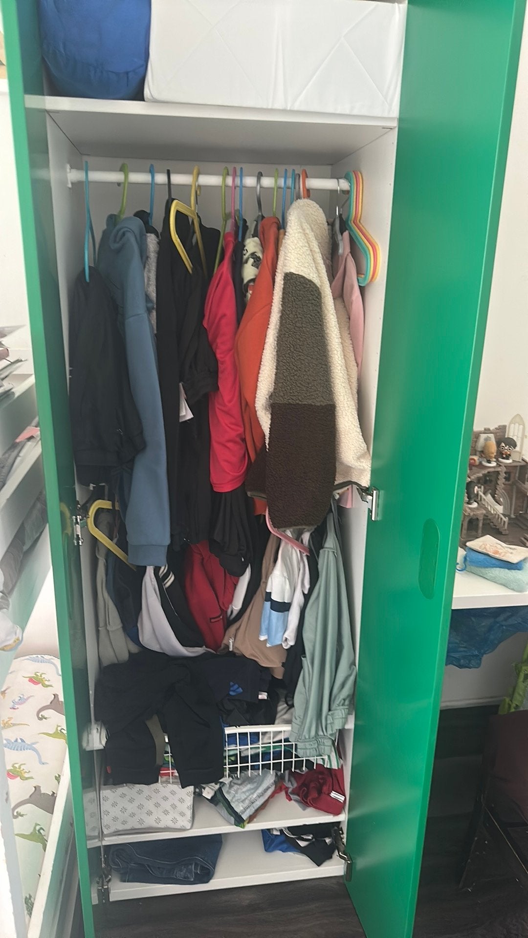 Armoire ikea enfant, Enlèvement, Comme neuf