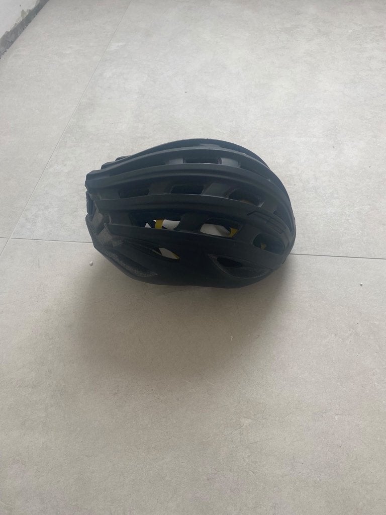 SPECIALIZED Propero 3 ANGI MIPS Fietshelm, Sport en Fitness, Ophalen of Verzenden, Zo goed als nieuw, Helm