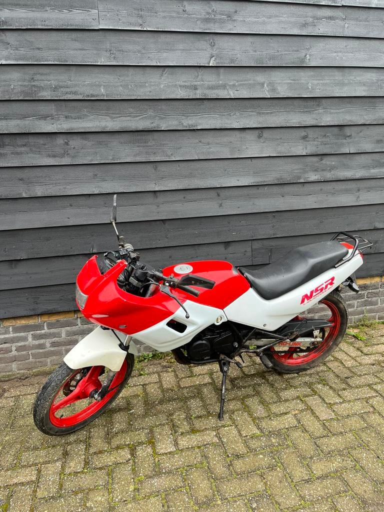 Honda nsr 50, Vélos & Vélomoteurs, Cyclomoteurs | Honda, Enlèvement ou Envoi