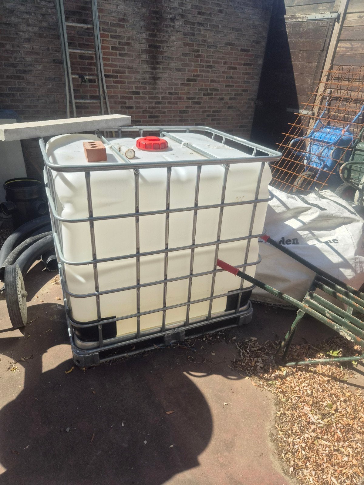 ibc container 1000l, Ophalen