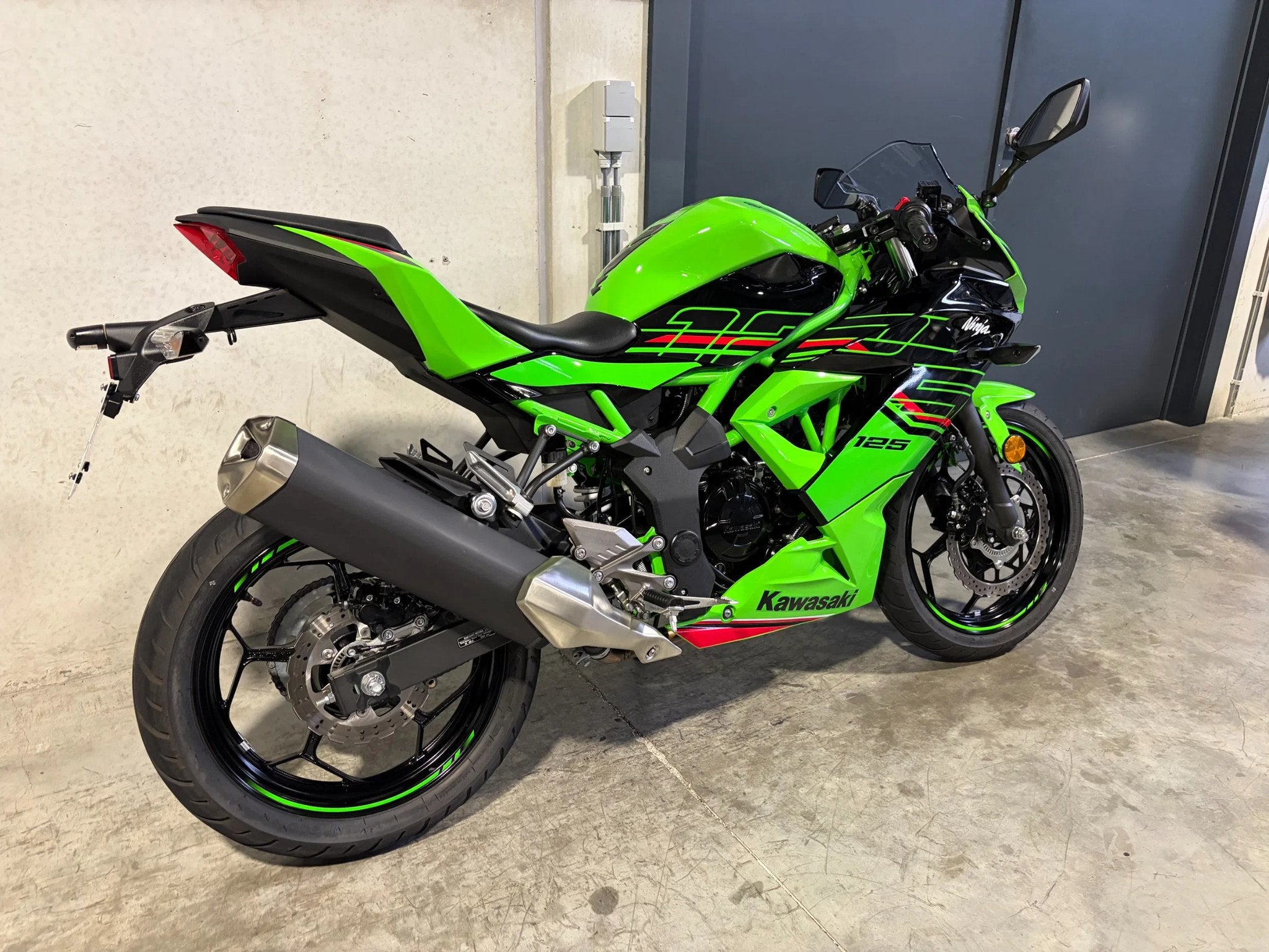 Kawasaki Ninja 125 KRT in topstaat (bj 2023), Motoren, Bedrijf, 125 cc, Overig, 11 kW of minder