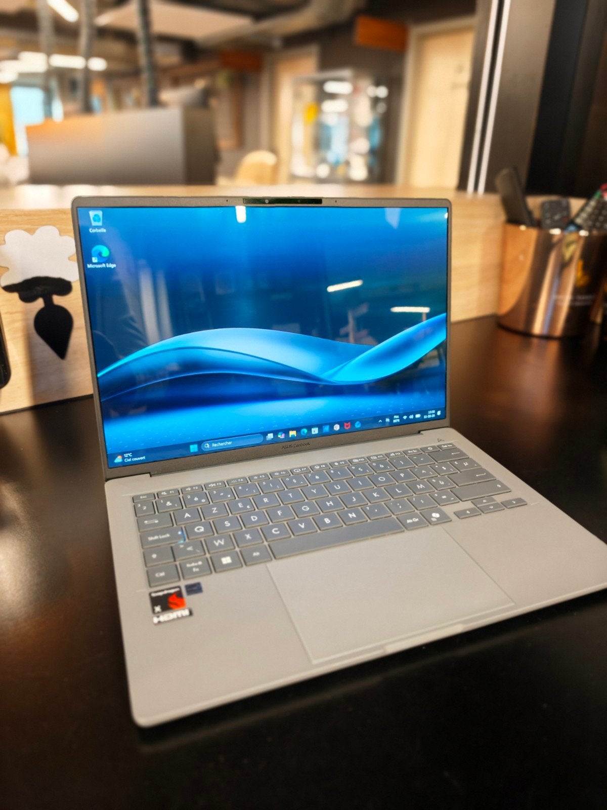 vends ASUS Zenbook A14 OLED UX3407QA-QD237W, Computers en Software, Ophalen, Gebruikt, 14 inch, Qualcomm Snapdragon X X1-26-100, soit 8 cœurs