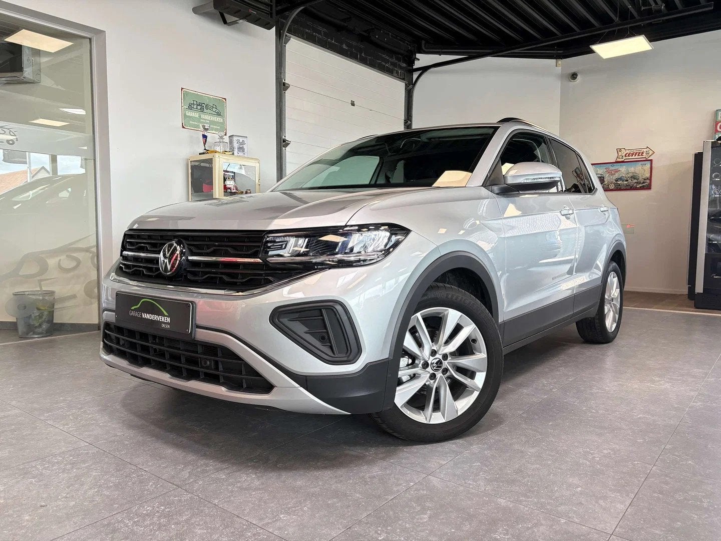 Volkswagen T-Cross T-Cross 1.0 TSI Life OPF Life, Autos, Argent ou Gris, Noir, 5 portes, 5 places