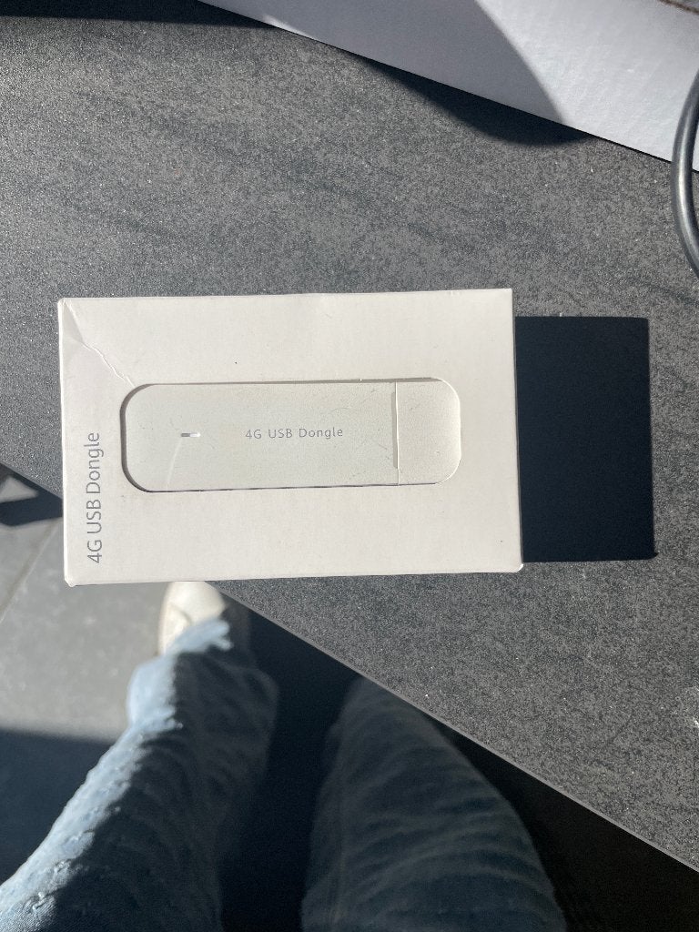4G usb Dongle, Informatique & Logiciels, Enlèvement ou Envoi, Comme neuf, Routeur avec modem, Huawei