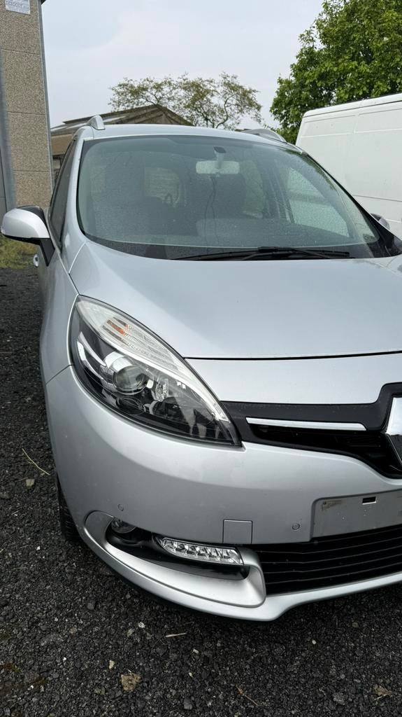 Renault scenic 1.2tce benzine 2016 5 zit, Auto's, Voorwielaandrijving, Adaptieve lichten, 1198 cc, Particulier
