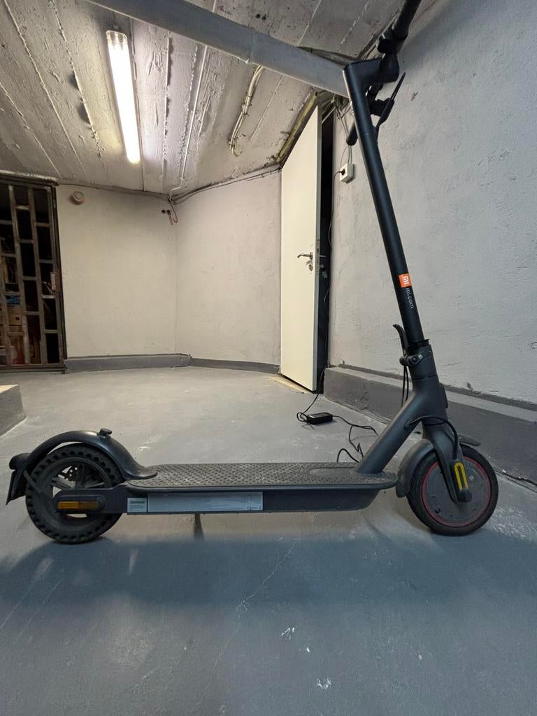 Xiaomi Electric Scooter Pro 2, Fietsen en Brommers, Steps, Ophalen, Zo goed als nieuw