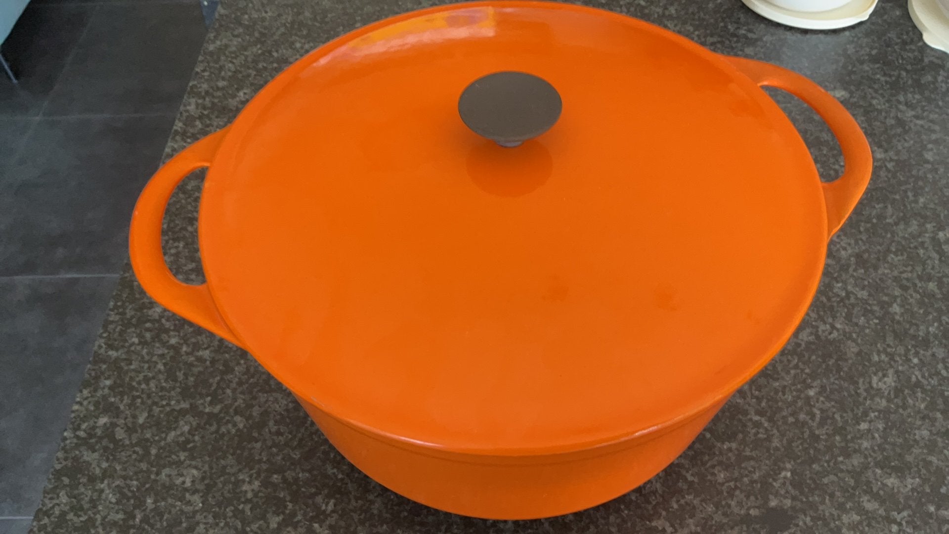 Le Creuset 26 cm, Huis en Inrichting, Ophalen of Verzenden, Zo goed als nieuw, Le Creuset