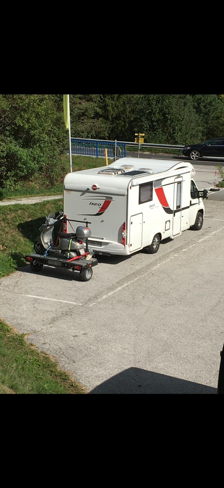 Scooter vespa 125cc met aanhangwagen, Particulier