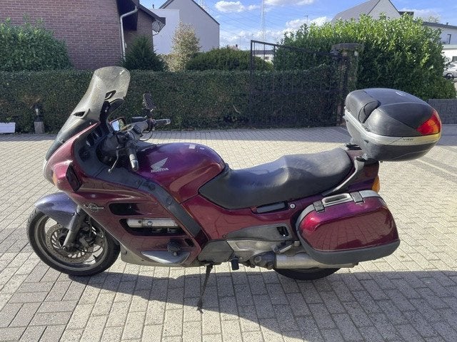 Honda Pan European ST 1100cc, Motoren, Cardan-aandrijving, 4 cilinders, Motorrijbewijs A, Gebruikt
