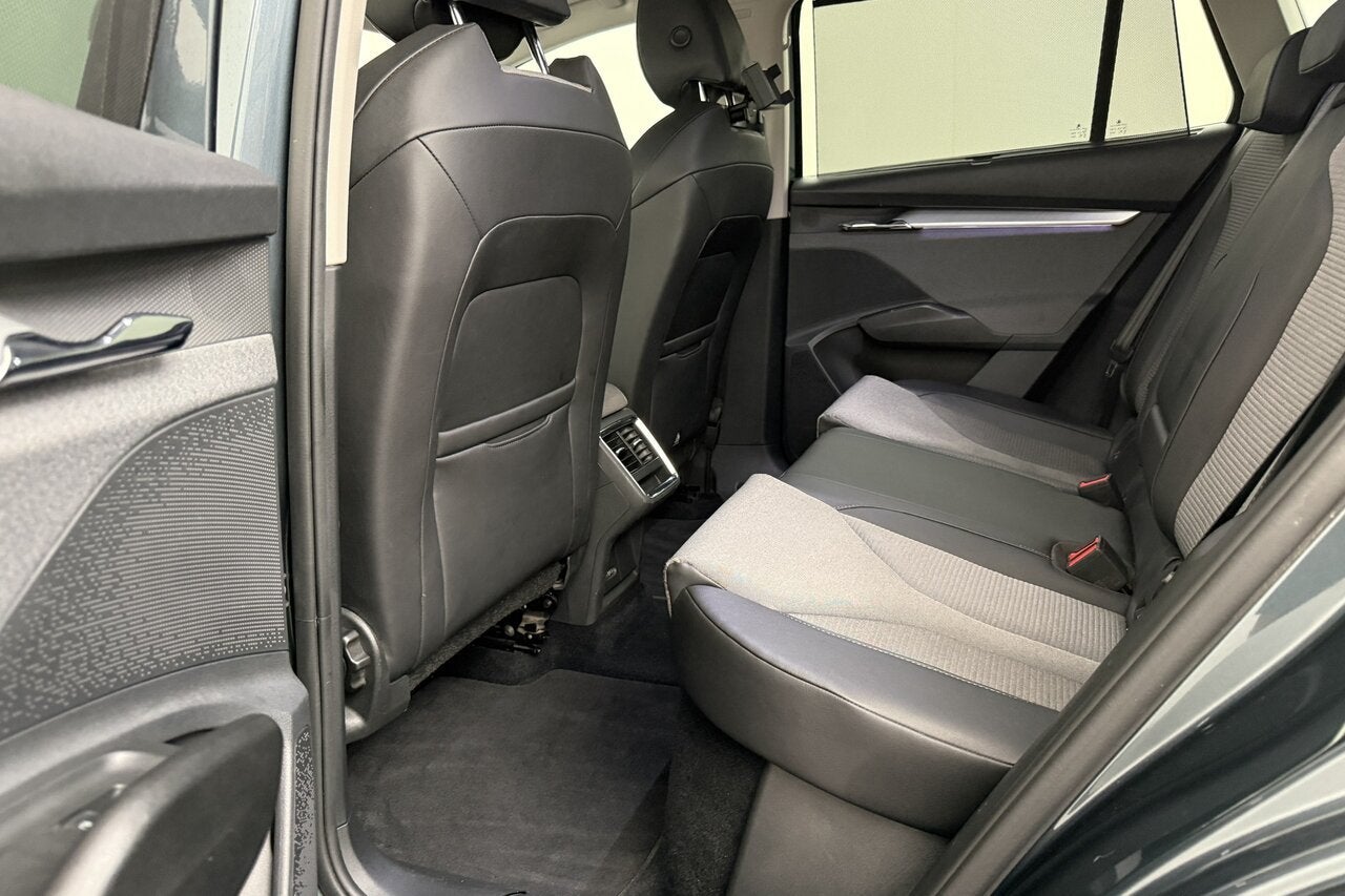Skoda Enyaq 82kWh IV 80 - 400km - CARPLAY - ANDROID - TOPST, Autos, 0 kg, 0 kg, Noir, 5 places