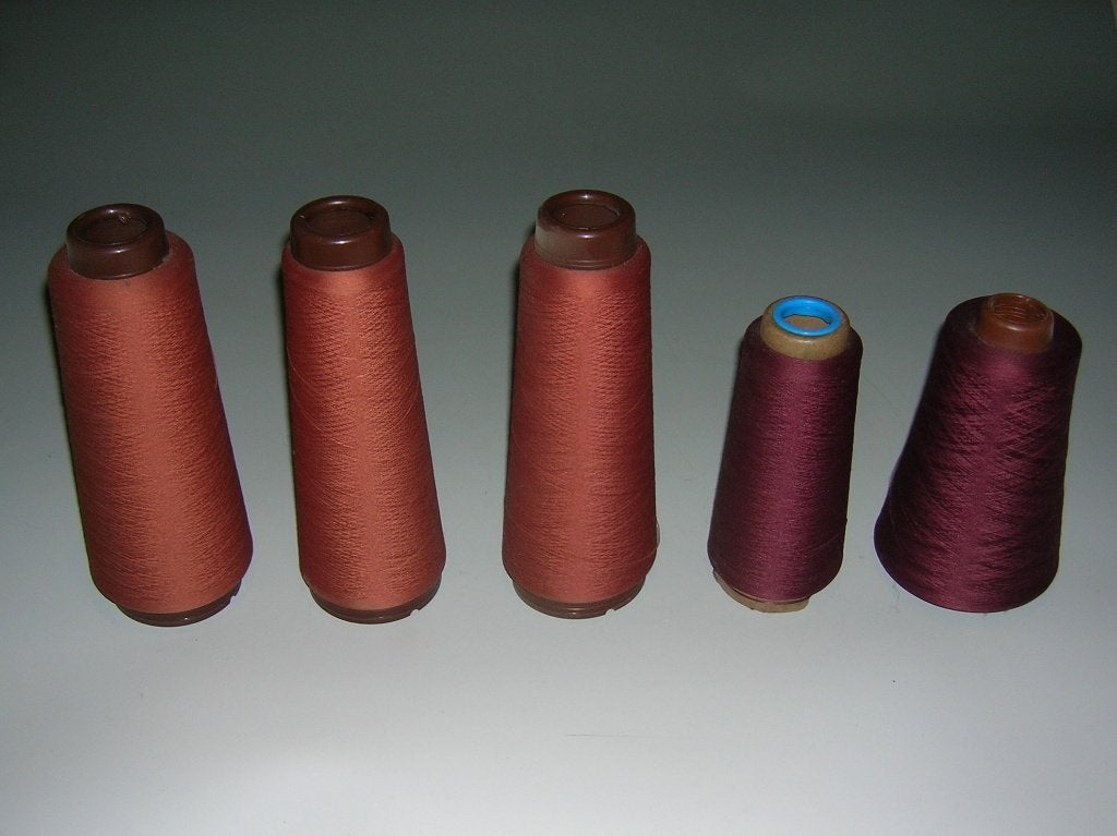 Nylon garen op grote bobijn, Ophalen, Zo goed als nieuw, Garen of Naald(en)