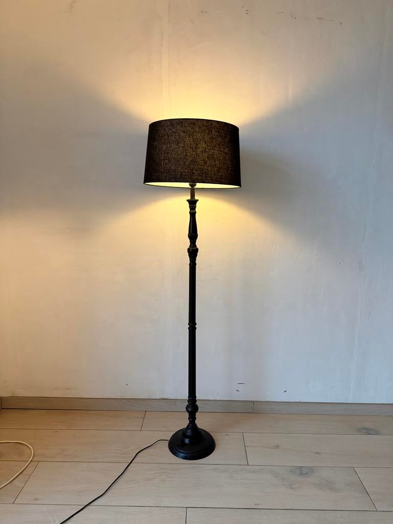 Moderne staande lamp vloerlamp, Ophalen, Gebruikt