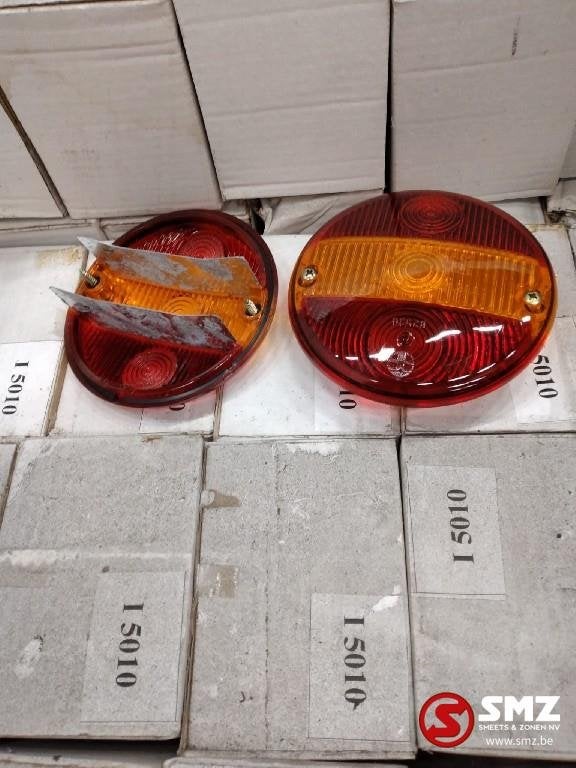 Occ Verre de feu arrière rond 3 chambres 2 pièces, Utilisé, Mercedes-Benz, Éclairage