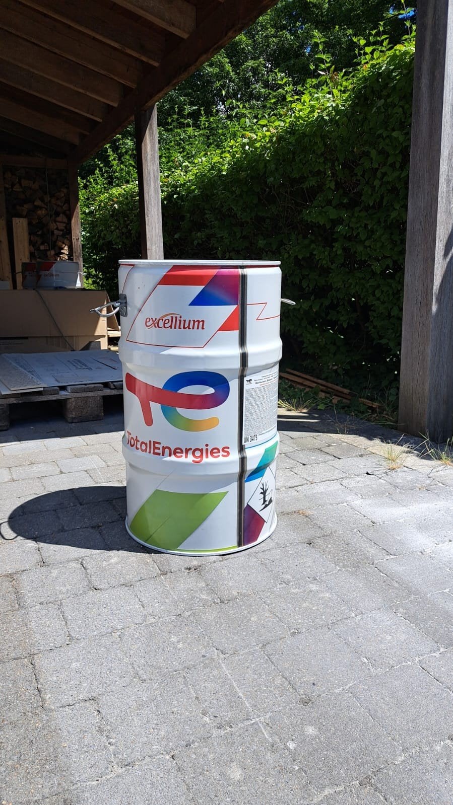 leeg vatje 50 liter , geen deuken of schade
kunnen mooie zit, Ophalen