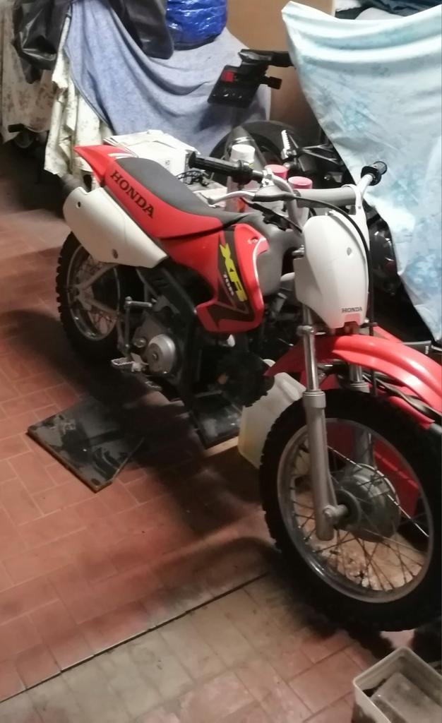 Échange uniquement Honda xr70 contre vrai Honda dax, Honda
