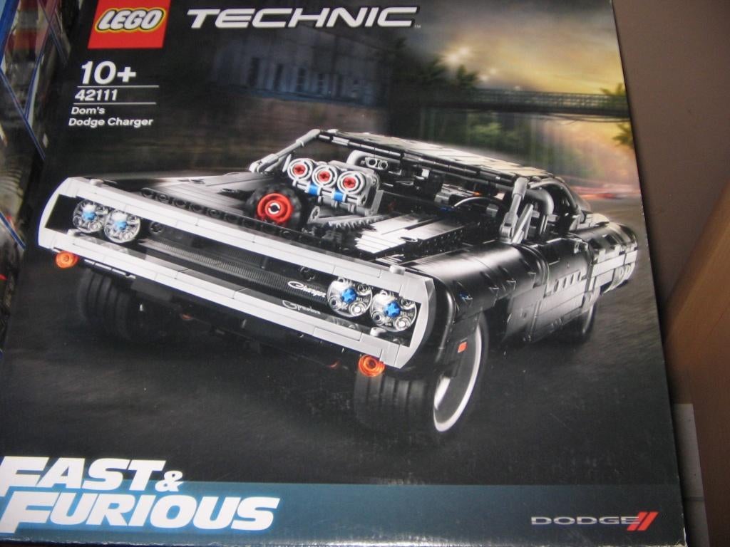 grote nieuwe lego technic doos ( dodge ), Hobby en Vrije tijd, Modelbouw | Auto's en Voertuigen, Ophalen, Nieuw, Auto, Overige merken