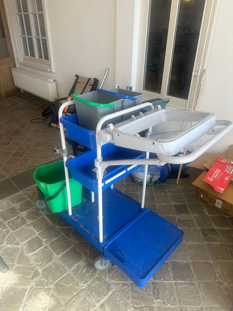 Schoonmaakkar / schoonmaaktrolley / poetswagen, Ophalen, Zo goed als nieuw