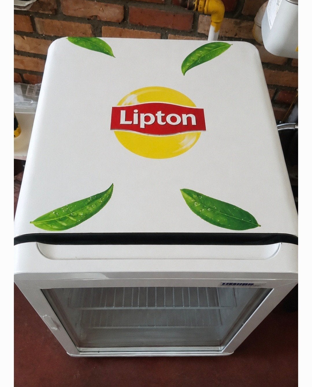 lipton ice tea koel kast, Enlèvement