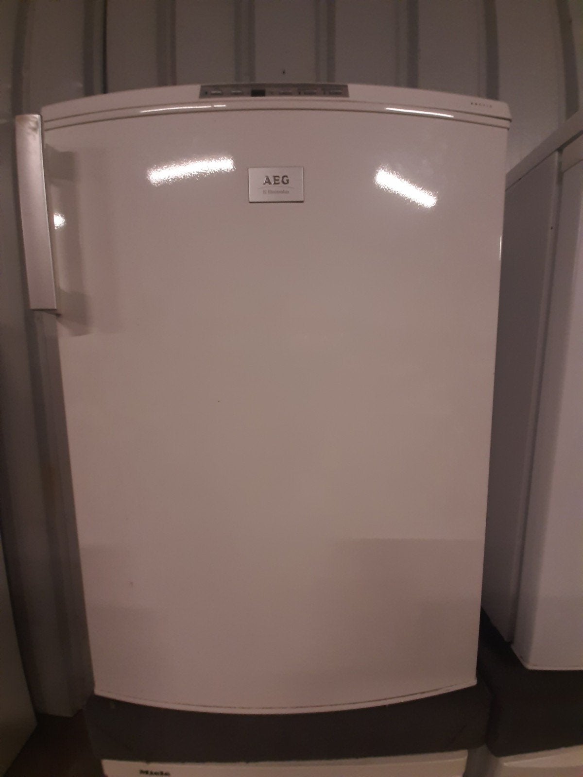 Diepvries AEG tafelmodel, Elektronische apparatuur, Ophalen