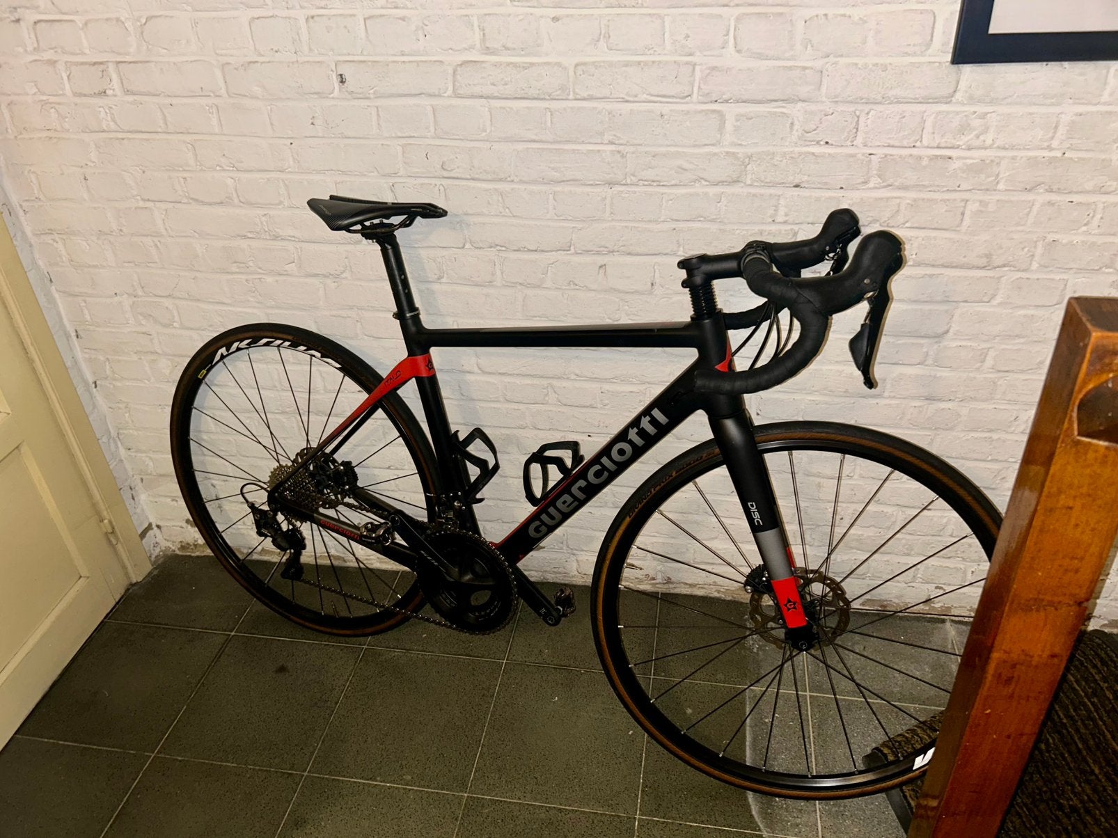 Full carbon, Italo (hydraulisch) disc, Shimano 105, maat 53, Ophalen, Carbon, 49 tot 53 cm, Meer dan 20 versnellingen