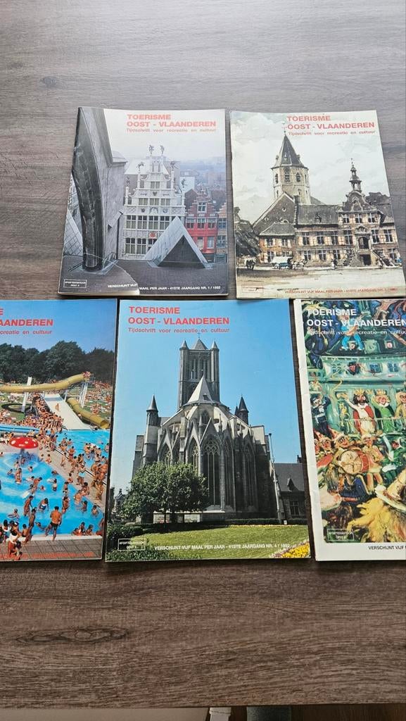 15 tijdschriften Toerisme Oost-Vlaanderen, Ophalen, Tijdschrift