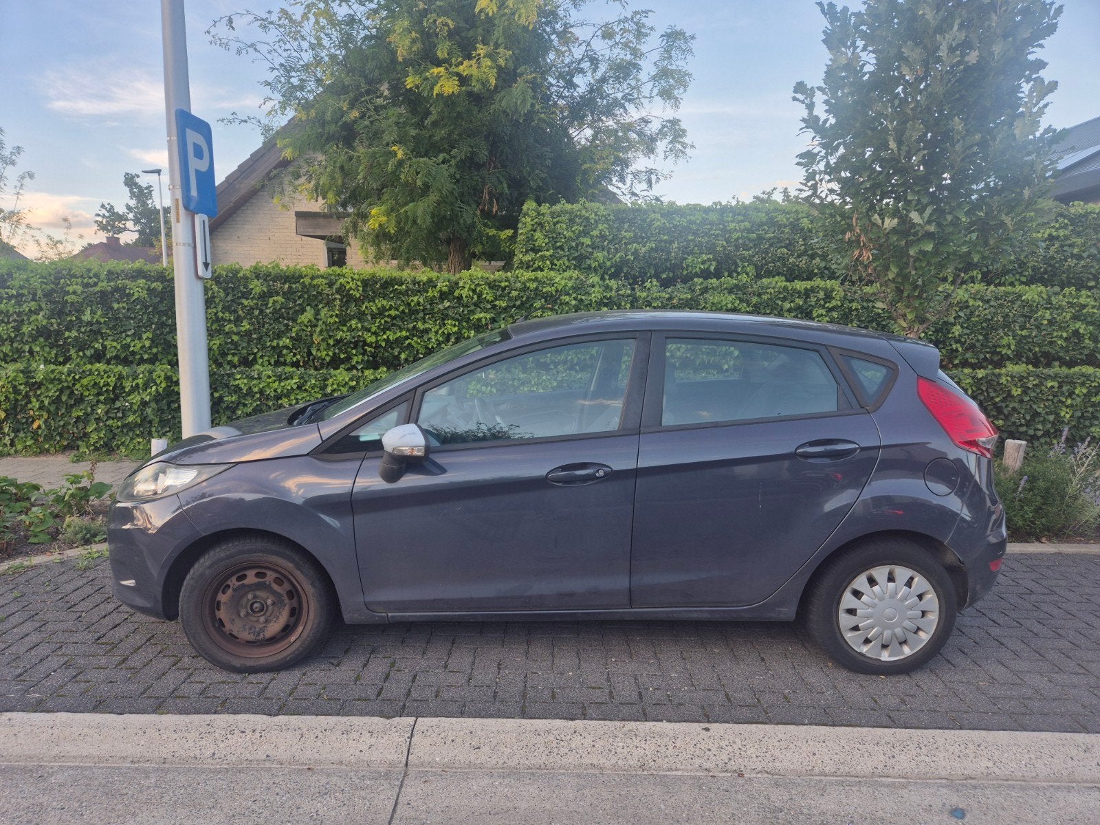 Ford Fiesta 1.2 benzine bj 2011 Airco Euro5 zo meenemen!!, Autos, Euro 5, Achat, ABS, Entreprise
