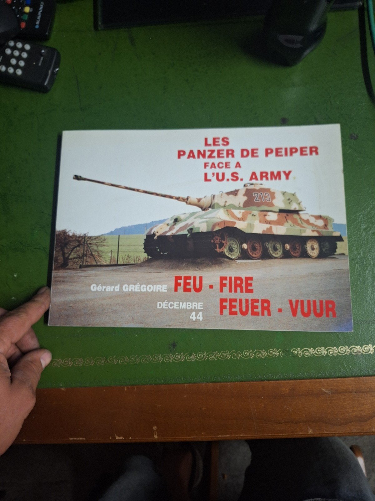 Le panzer de peiper face a l us army. Souvent la gloire erc, Enlèvement ou Envoi