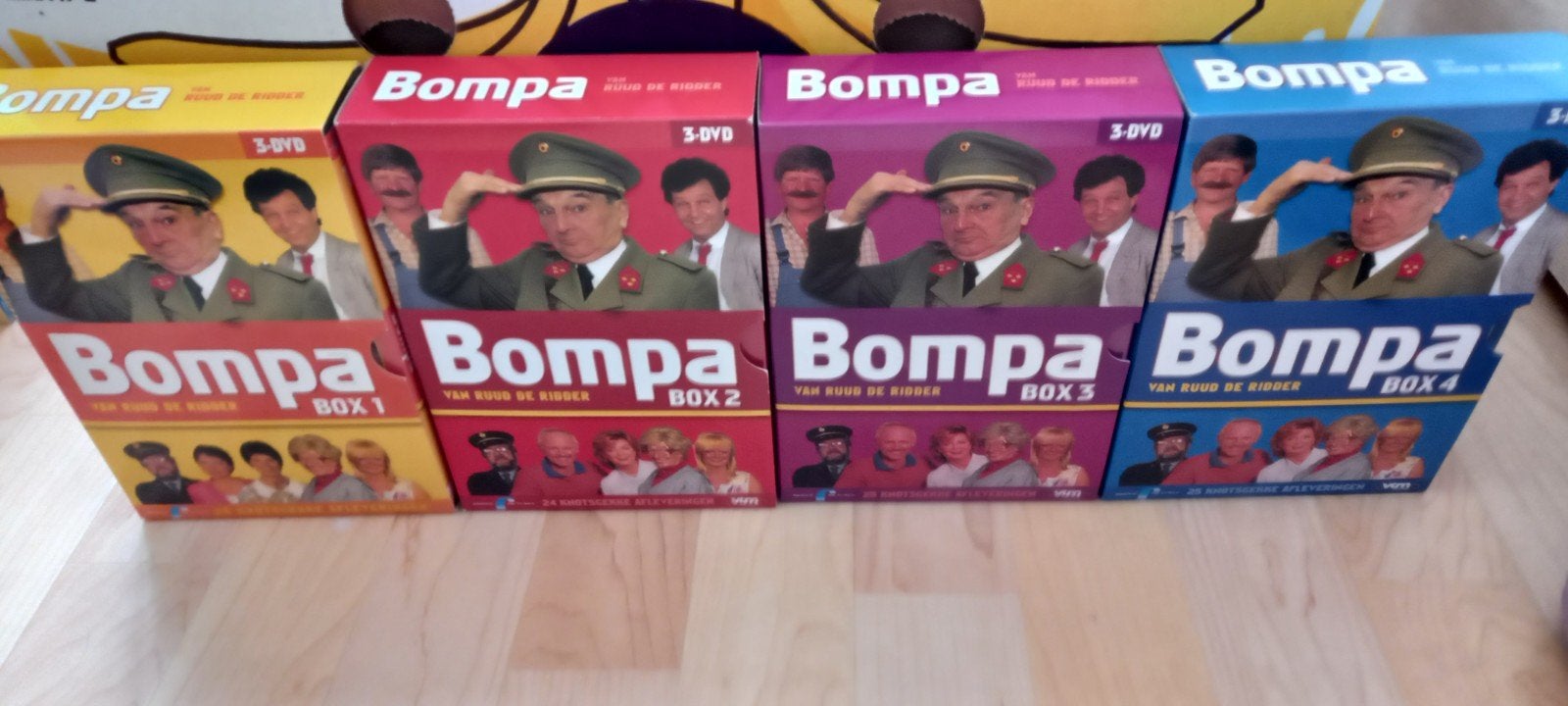dvd's den Bompa, CD & DVD, Enlèvement