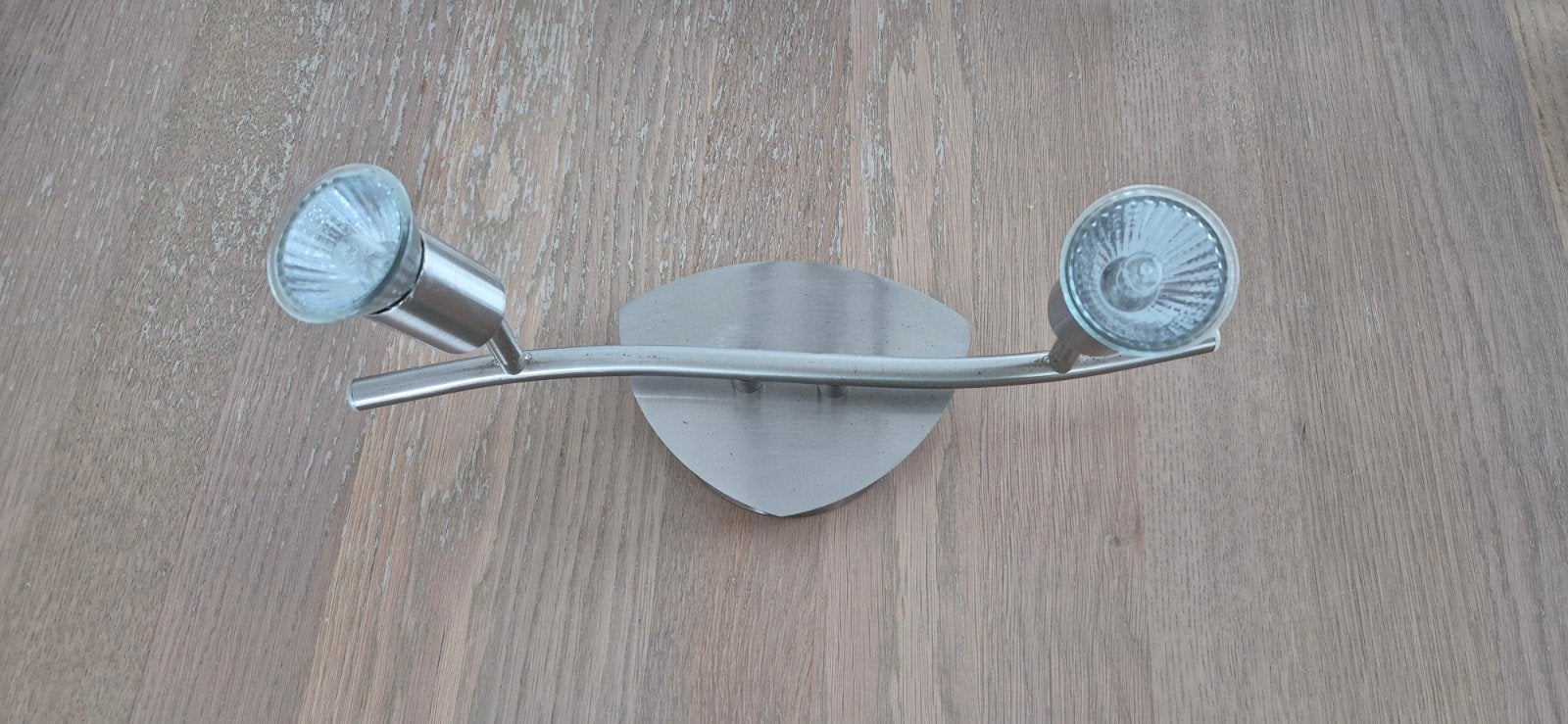 verlichting met 2 spots, 35cm lang. 3 exemplaren te koop., Enlèvement