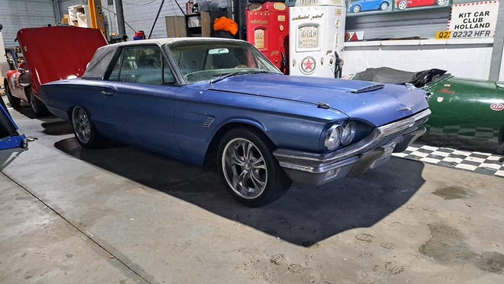 Ford Thunderbird 1965, Auto's, Oldtimers, Particulier, Ford, Benzine, Coupé, 2 deurs, Automaat, Blauw, Ophalen