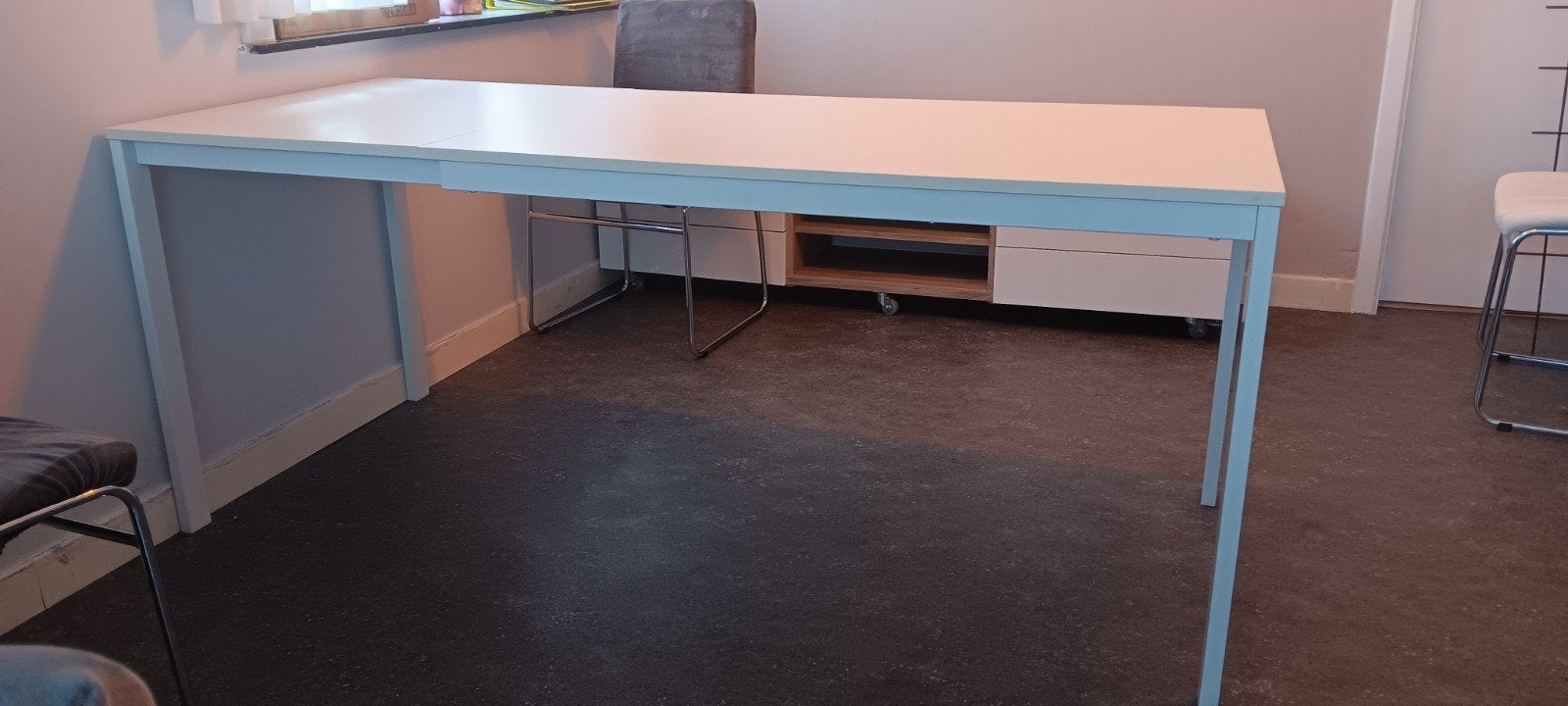 uitschuifbare eettafel, Huis en Inrichting, Tafels | Eettafels, Ophalen, Zo goed als nieuw, Vijf personen of meer, Rechthoekig