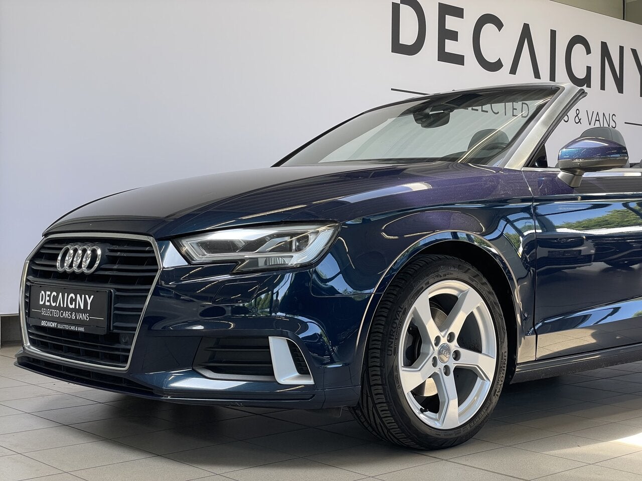Audi A3 Cabriolet 1.5 TSI *Sensoren voor/achter*Carplay*Nav, 4 zetels, 1498 cc, Euro 6, 4 cilinders