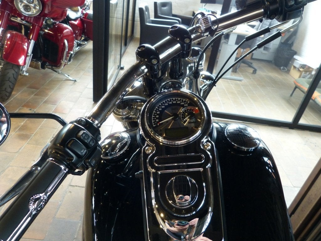 Harley-Davidson DYNA FXDF Fat Bob, Motos, Motos | Harley-Davidson, Plus de 35 kW, Info@freedom-machines.be, 1584 cm³, Autre