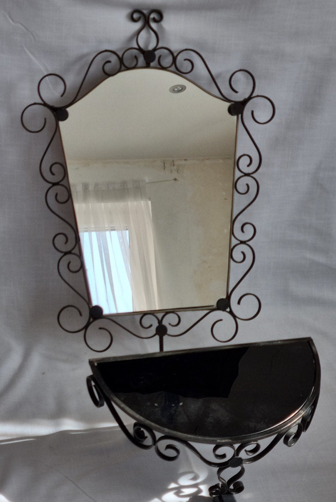 Miroir ancien en fer forgé avec console, Enlèvement