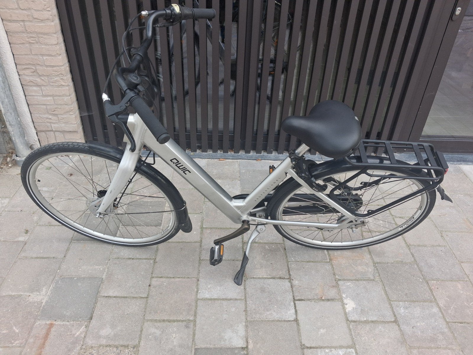 DAMESFIETS QWIC IN GOEDE STAAT !!, Ophalen