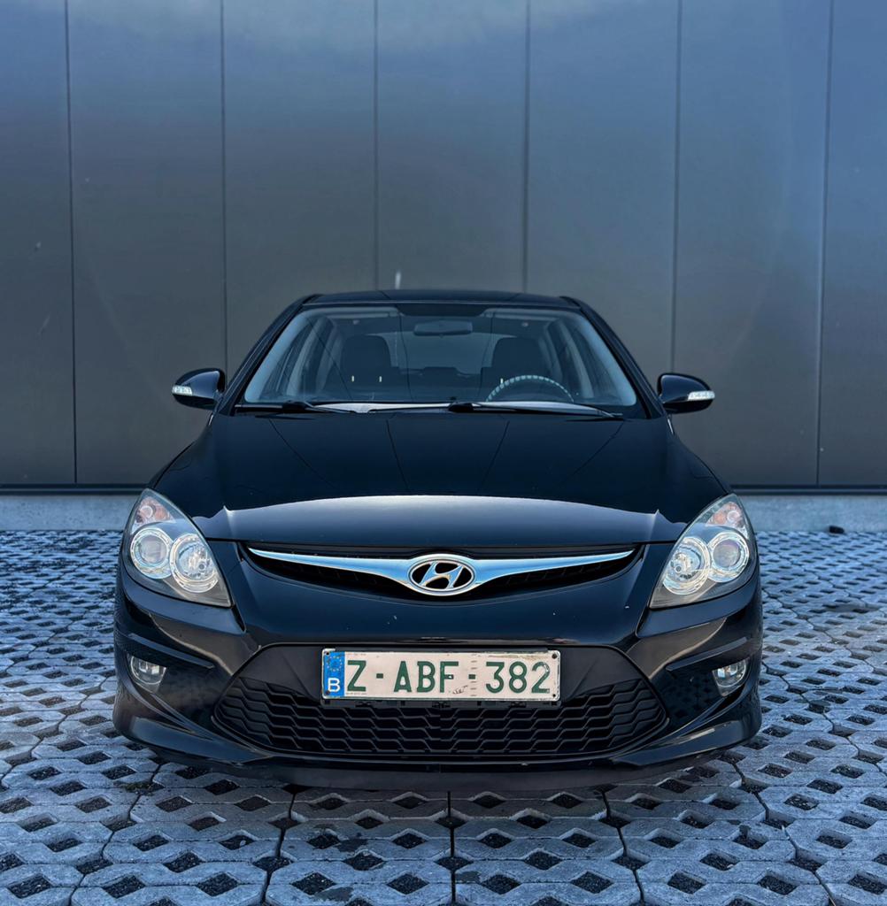 Hyundai i30|Essence|Climatisation |Euro 5|Blanc approuvé VVK, Autos, Hyundai, Entreprise, i30, Vitres électriques, Essence, Euro 5