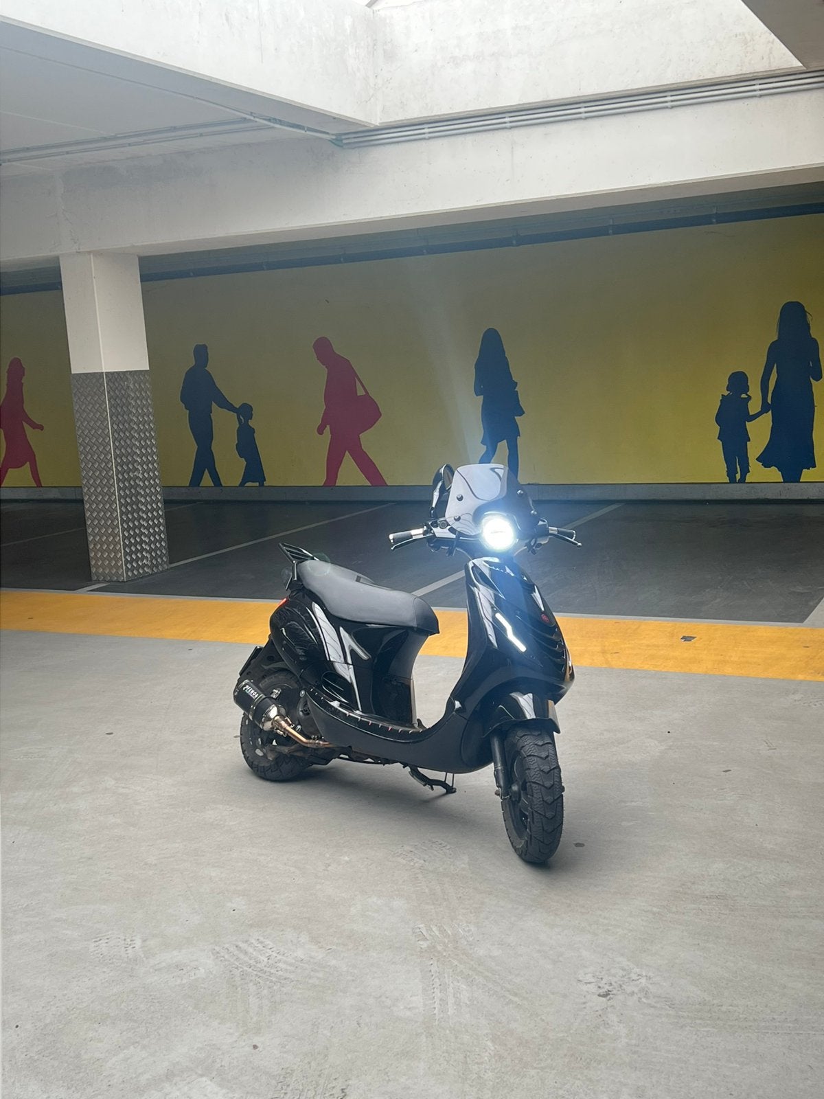 Piago zip 4t 50cc, Ophalen, Zo goed als nieuw