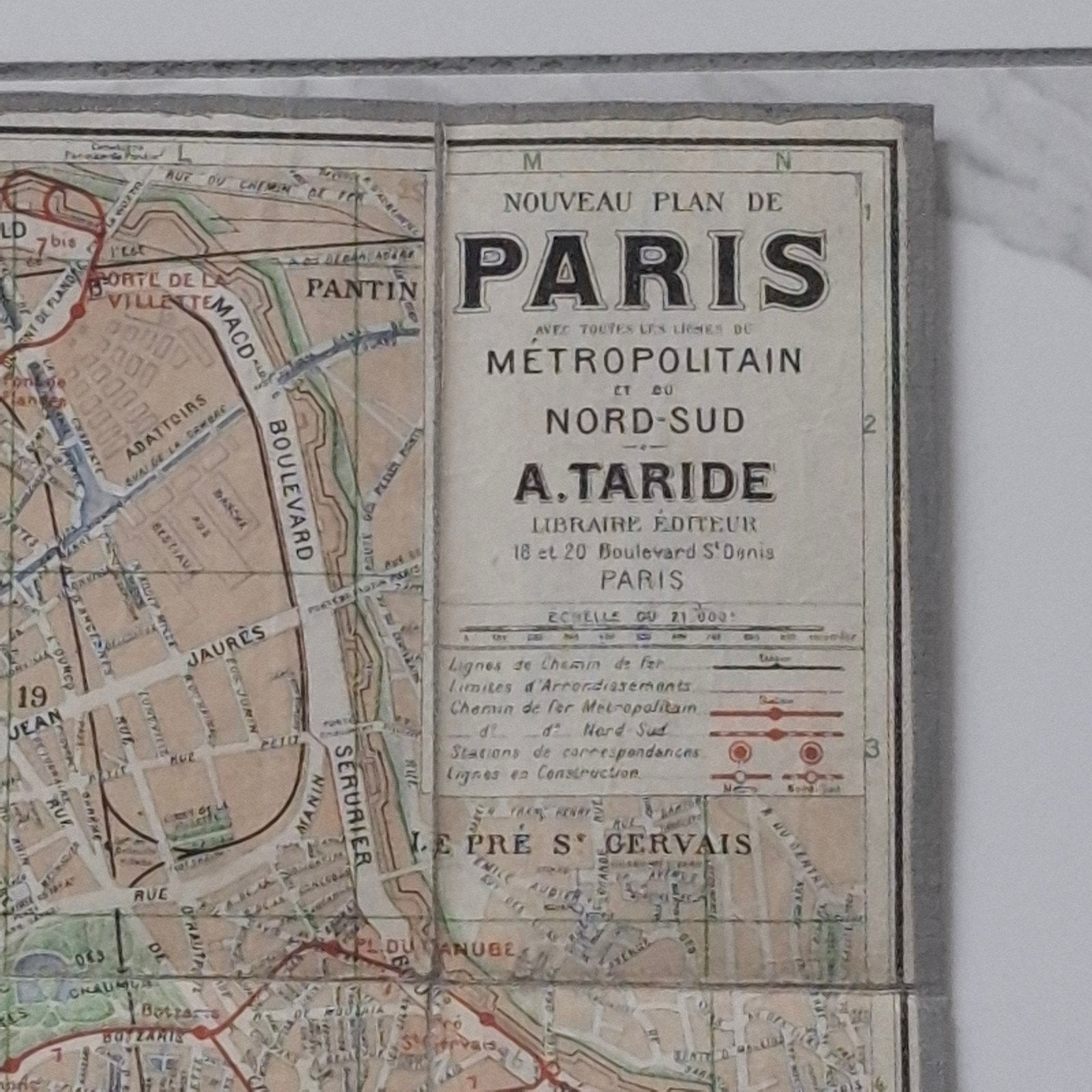 très ancienne carte de Paris, Enlèvement
