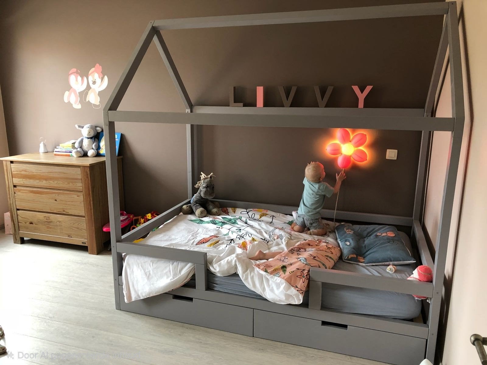 maison à lit double 120x200 avec matelas, Enlèvement, Comme neuf, Autres types