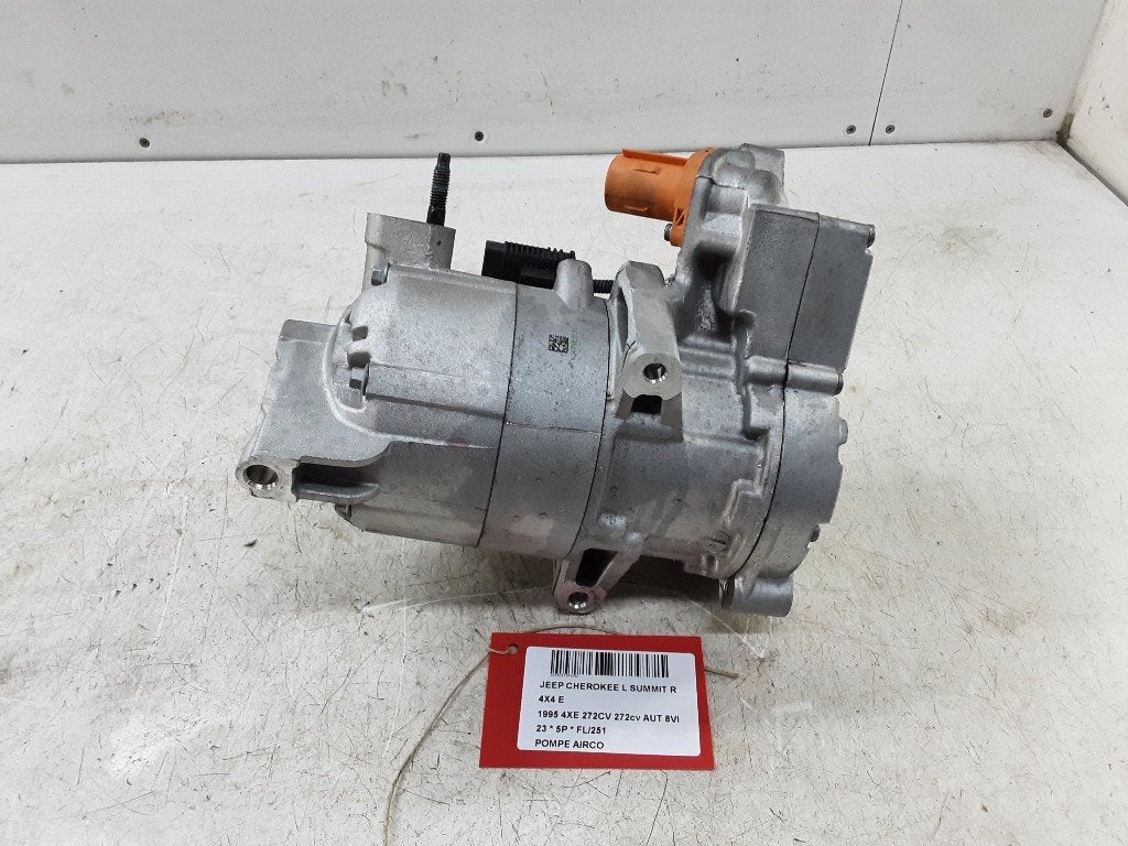COMPRESSEUR CLIMATISATION Jeep Grand Cherokee L (WL), Jeep, Mevr. I. Hauben, Utilisé, Rue de l'Espoir 34 34
4030  GRIVEGNÉE, BE