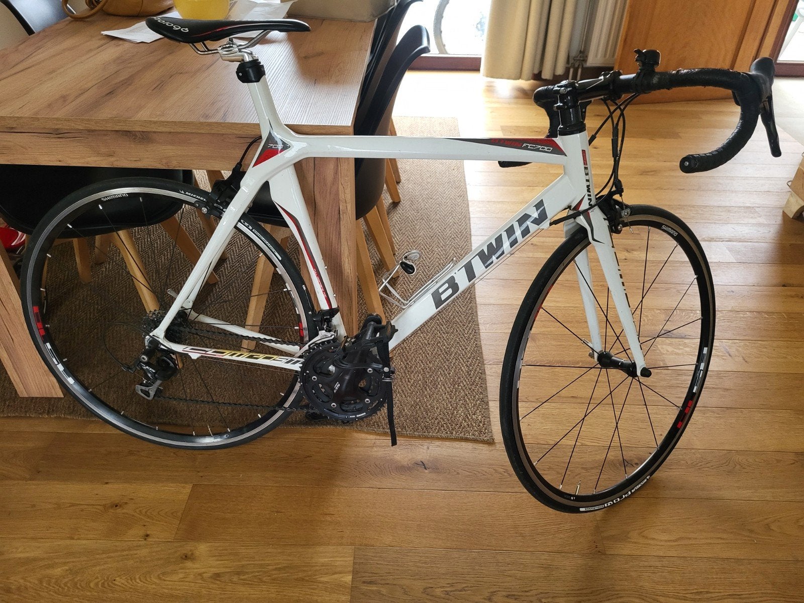 B'Twin FC700 Carbone, Enlèvement