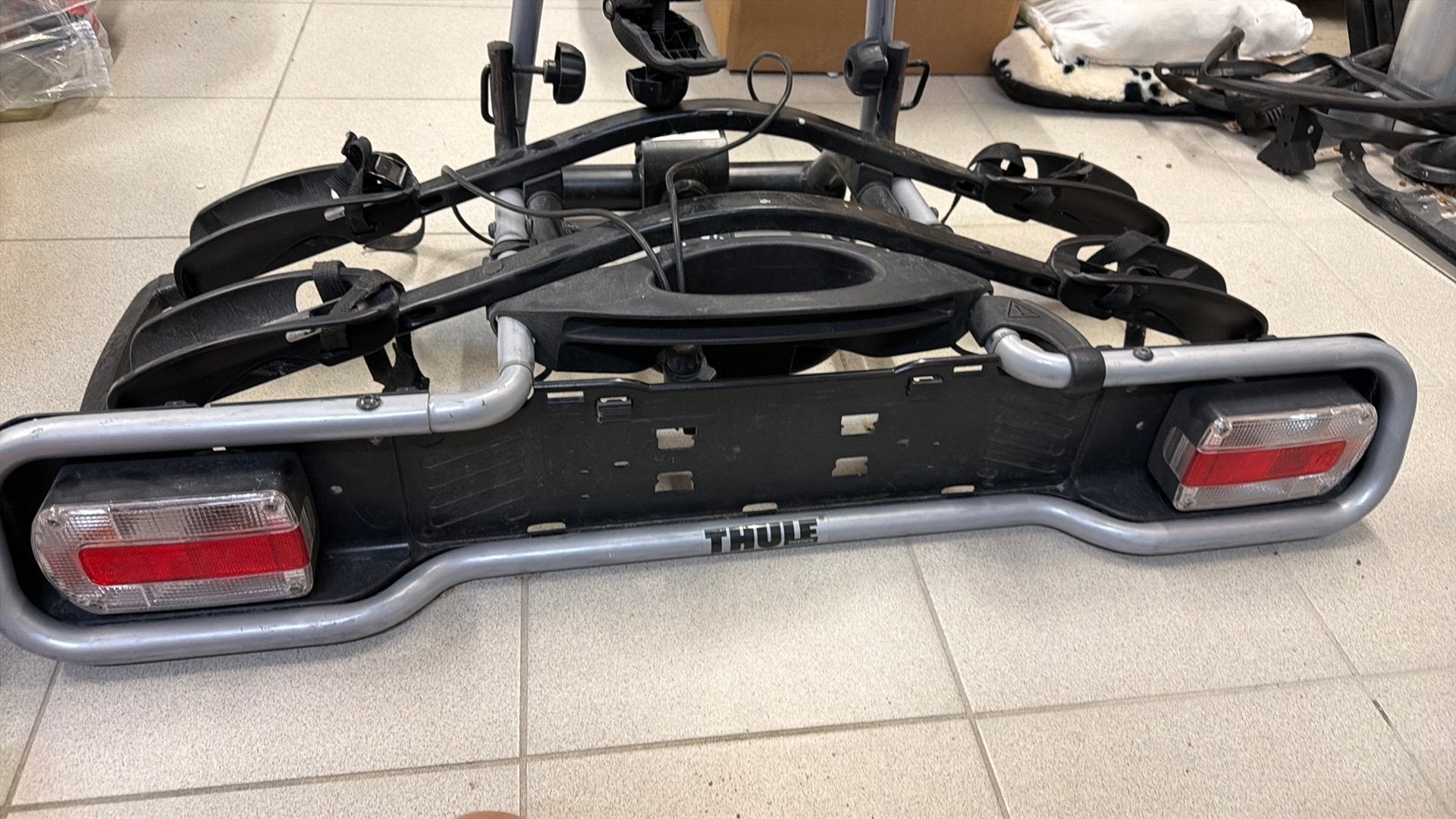 Thuie fietsdrager, Support d'attelage, 2 vélos, Enlèvement, Utilisé