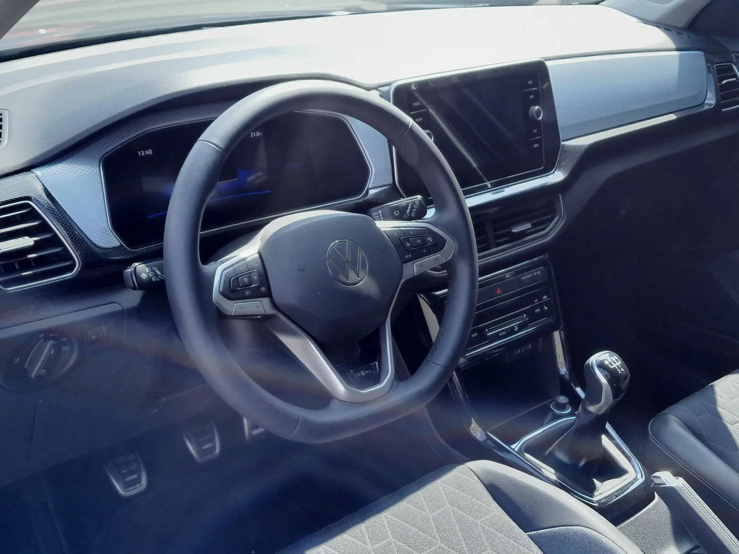 Volkswagen T-Cross T-Cross 1.0 TSI Goal, Argent ou Gris, Euro 6, Entreprise, Boîte manuelle