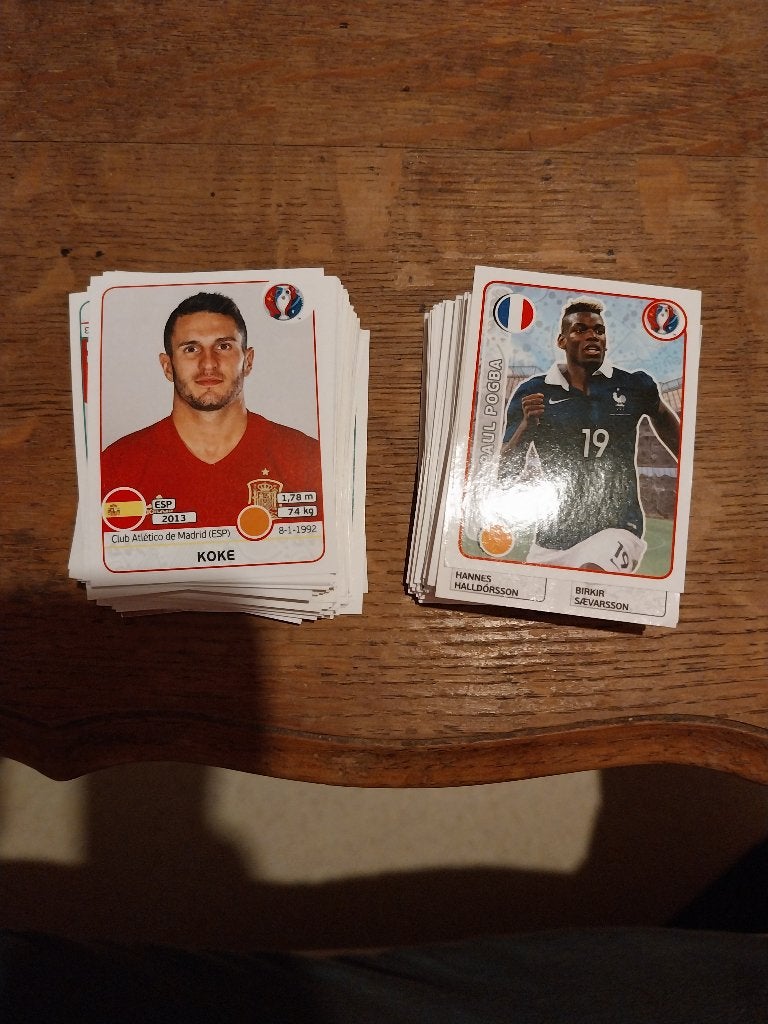 Panini football Euro 2016 (170 stickers), Enlèvement ou Envoi
